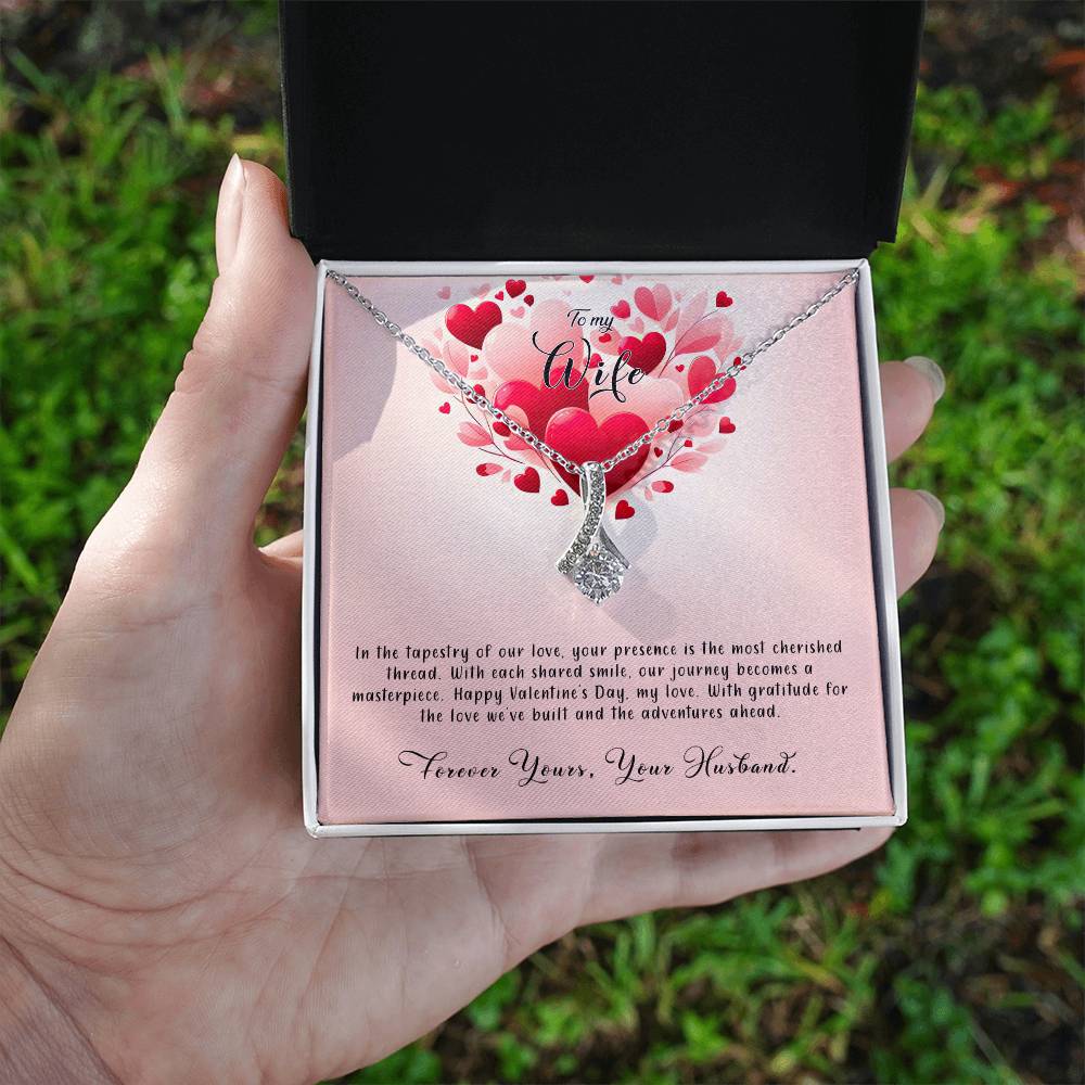 Valentine-st8a Alluring Beauty Necklace, Gift to my Wife with Beautiful Message Card