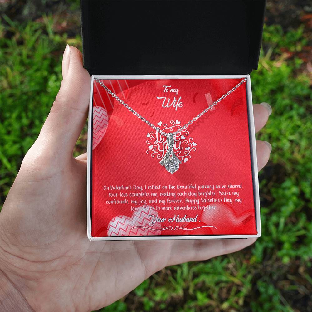 valentine-4a Alluring Beauty Necklace, Gift to my Wife with Beautiful Message Card