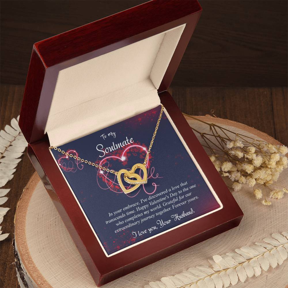 valentine-7b Interlocking Hearts neck, Gift to My Soulmate with Message Card