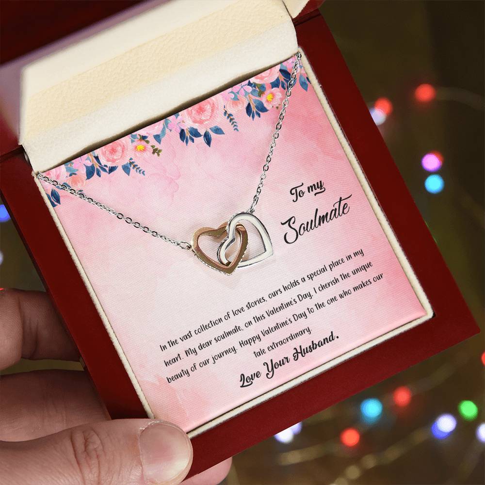 valentine-38b Interlocking Hearts neck, Gift to My Soulmate with Message Card