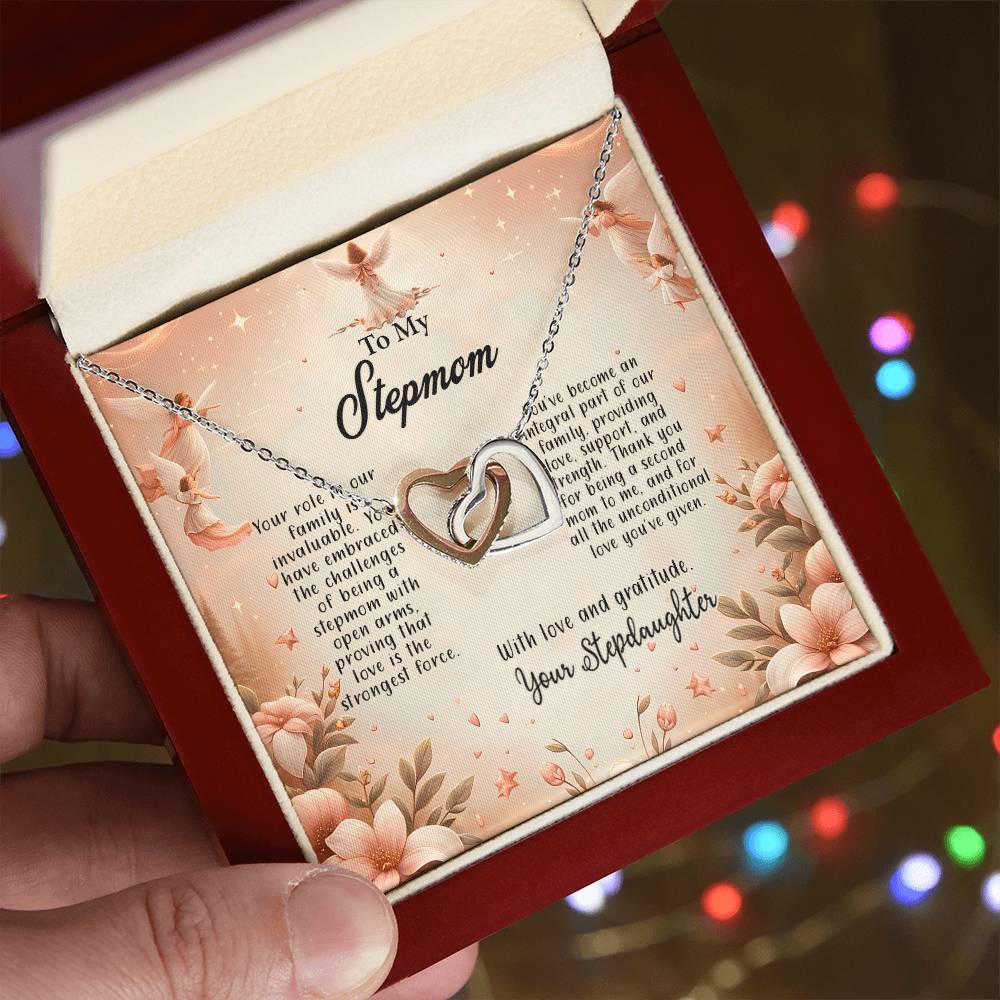 4052b Interlocking Hearts Necklace, Gift to my Stepmom with Beautiful Message Card