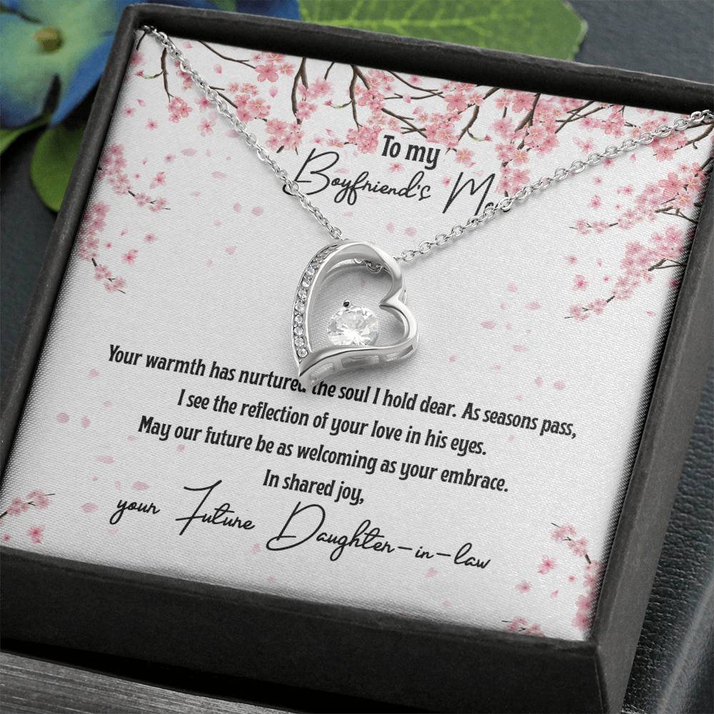 4040 c Forever Love Necklace, Gift to my Boyfriend's Mom with Beautiful Message Card